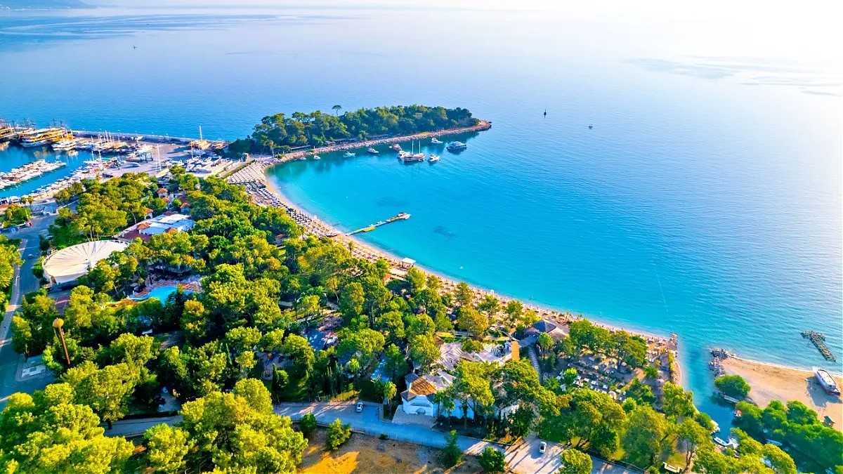 Kemer Yachts